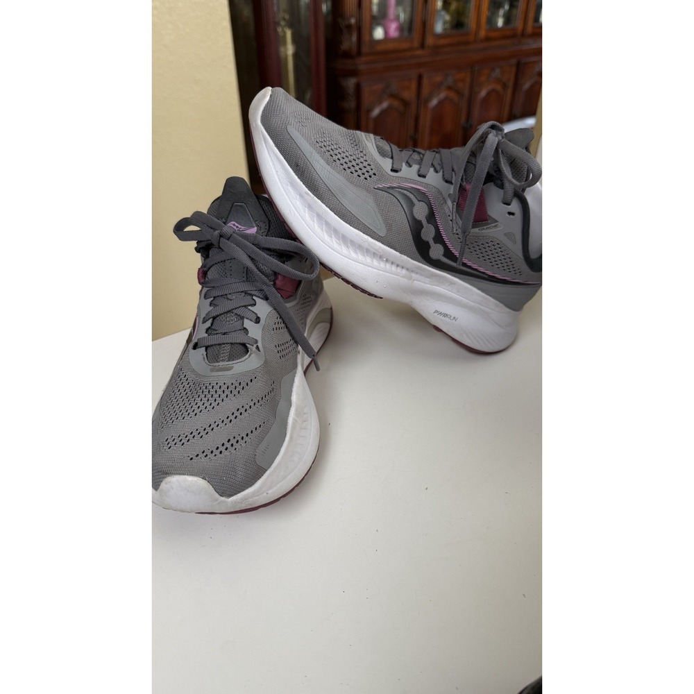 Saucony Womens Guide 15 S10684-15 Gray Running Shoes Sneakers Size 7